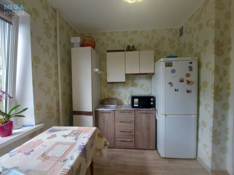Оренда кімнати (підселення), <a class="location-link" href="/kiev/" title="Недвижимость Київ">Київ</a>, <a class="location-link" href="/kiev/darnickij/" title="Недвижимость Дарницький район">Дарницький р-н</a>, Архітектора Вербицького вул., 36 (изображение 5)