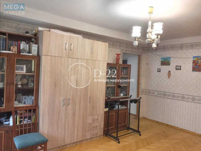 Продаж 3 кімнатної квартири (63/41/8), 4 пов. 8 пов. будинку, <a class="location-link" href="/kiev/" title="Недвижимость Київ">Київ</a>, <a class="location-link" href="/kiev/pecherskij/" title="Недвижимость Печерський район">Печерський р-н</a>, Новогоспітальна вулиця, 5 (изображение 5)