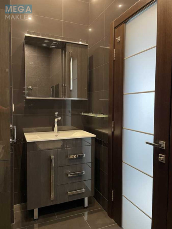 Оренда 3 кімнатної квартири, <a class="location-link" href="/kiev/" title="Недвижимость Київ">Київ</a>, <a class="location-link" href="/kiev/obolonskij/" title="Недвижимость Оболонський район">Оболонський р-н</a>, Оболонська Набережна вул., 1 (изображение 12)