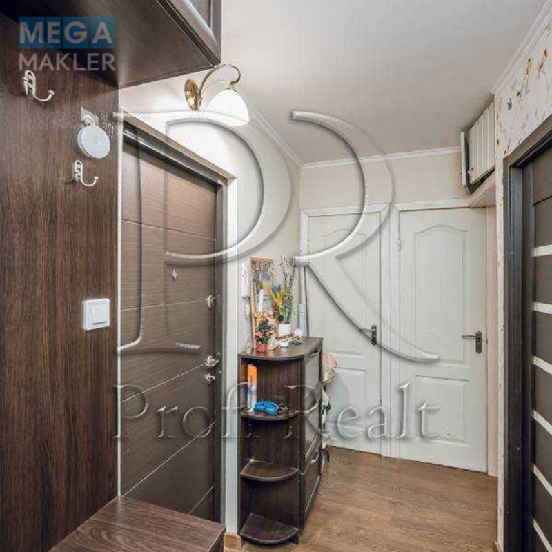 Продаж 2 кімнатної квартири (46/27/7), 1 пов. 9 пов. будинку, <a class="location-link" href="/kiev/" title="Недвижимость Київ">Київ</a>, <a class="location-link" href="/kiev/dneprovskij/" title="Недвижимость Дніпровський район">Дніпровський р-н</a>, Шумського Юрія вулиця, 10 (изображение 8)