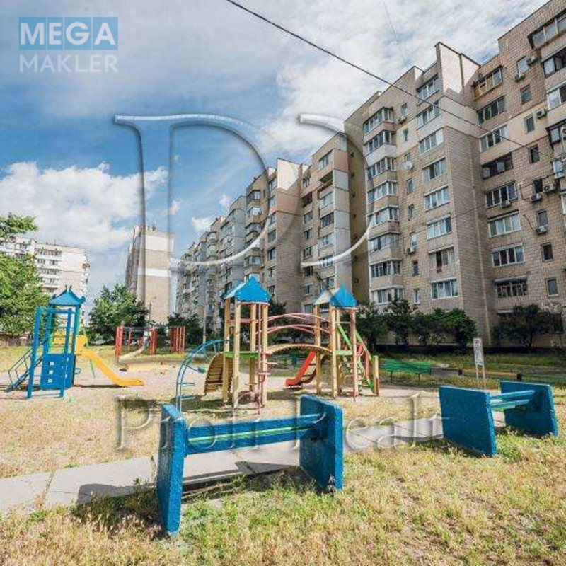 Продаж 3 кімнатної квартири (68/42/12), 7 пов. 9 пов. будинку, <a class="location-link" href="/kiev/" title="Недвижимость Київ">Київ</a>, <a class="location-link" href="/kiev/darnickij/" title="Недвижимость Дарницький район">Дарницький р-н</a>, Вербицького Архітектора вулиця, 8 (изображение 20)