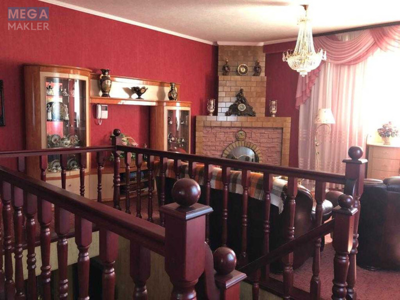 Продаж дома, 3&nbsp;поверху, 320&nbsp;кв.м, 5&nbsp;кімнат, ділянка 15&nbsp;соток, <a class="location-link" href="/dnepropetrovsk/" title="Недвижимость Дніпра">Дніпро</a>, академика Вавилова (изображение 2)