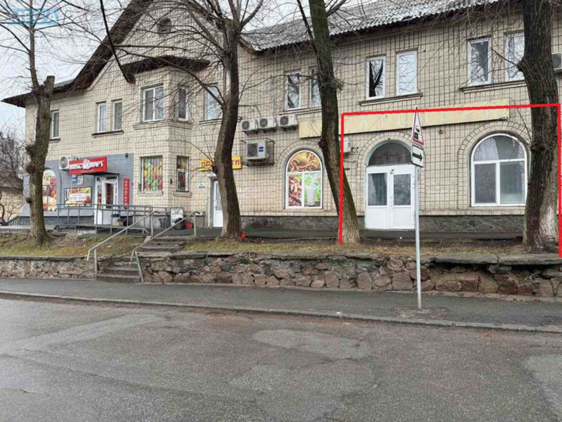 Оренда окремої будівлі/побудови, 70 кв.м, <a class="location-link" href="/kiev/" title="Недвижимость Київ">Київ</a>, <a class="location-link" href="/kiev/solomenskij/" title="Недвижимость Солом'янський район">Солом'янський р-н</a>, Монтажників вул., 101 (изображение 2)