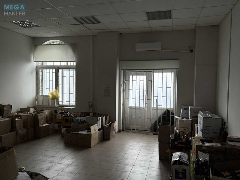 Оренда окремої будівлі/побудови, 70 кв.м, <a class="location-link" href="/kiev/" title="Недвижимость Київ">Київ</a>, <a class="location-link" href="/kiev/solomenskij/" title="Недвижимость Солом'янський район">Солом'янський р-н</a>, Монтажників вул., 101 (изображение 4)