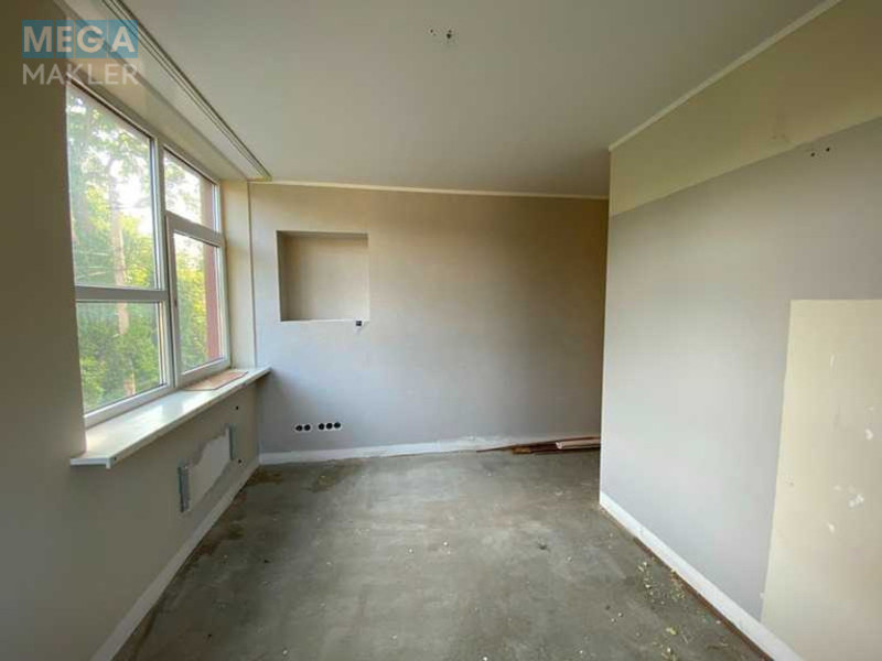 Продаж 3 кімнатної квартири (89,8/?/14,5), 2 пов. 6 пов. будинку, <a class="location-link" href="/lviv/" title="Недвижимость Львів">Львів</a>, <a class="location-link" href="/lviv/lychakovskij/" title="Недвижимость Личаківський район">Личаківський р-н</a>, Пасічна, 33 (изображение 7)