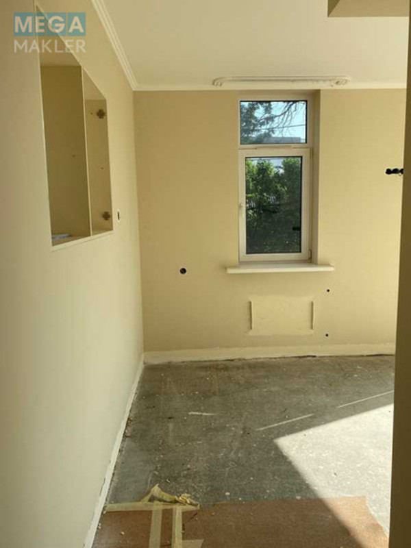 Продаж 3 кімнатної квартири (89,8/?/14,5), 2 пов. 6 пов. будинку, <a class="location-link" href="/lviv/" title="Недвижимость Львів">Львів</a>, <a class="location-link" href="/lviv/lychakovskij/" title="Недвижимость Личаківський район">Личаківський р-н</a>, Пасічна, 33 (изображение 13)