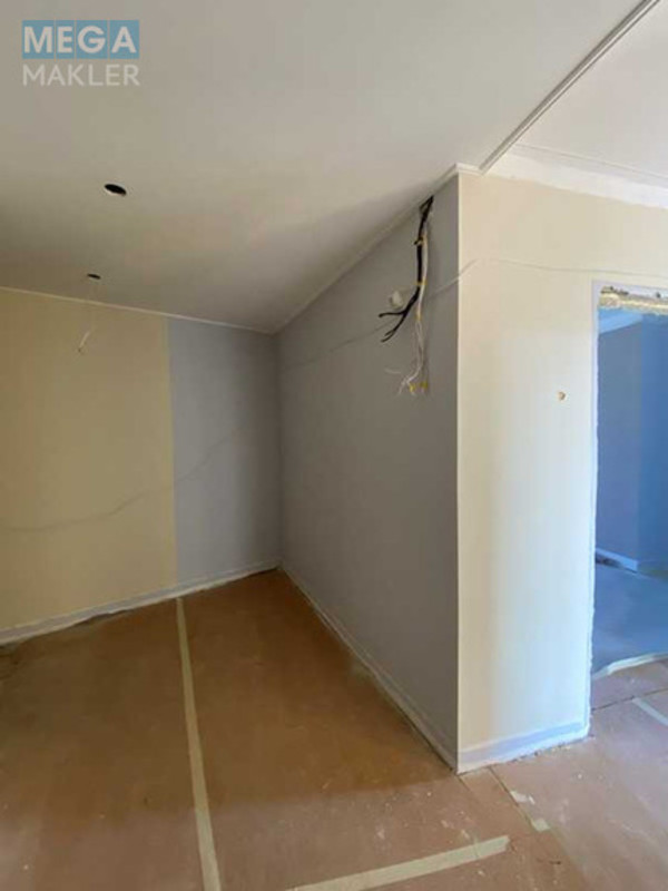 Продаж 3 кімнатної квартири (89,8/?/14,5), 2 пов. 6 пов. будинку, <a class="location-link" href="/lviv/" title="Недвижимость Львів">Львів</a>, <a class="location-link" href="/lviv/lychakovskij/" title="Недвижимость Личаківський район">Личаківський р-н</a>, Пасічна, 33 (изображение 18)