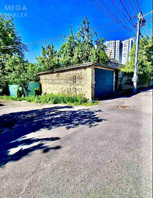 Продаж дома, 2 поверху, 117 кв.м, 4 кімнати, ділянка 3 сотки, <a class="location-link" href="/kiev/" title="Недвижимость Київ">Київ</a>, <a class="location-link" href="/kiev/podolskij/" title="Недвижимость Подільський район">Подільський р-н</a>, Жашківська вул., 1 (изображение 8)