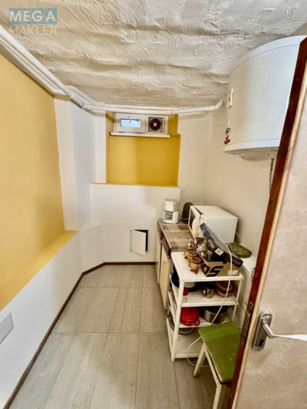 Продаж дома, 2 поверху, 117 кв.м, 4 кімнати, ділянка 3 сотки, <a class="location-link" href="/kiev/" title="Недвижимость Київ">Київ</a>, <a class="location-link" href="/kiev/podolskij/" title="Недвижимость Подільський район">Подільський р-н</a>, Жашківська вул., 1 (изображение 21)