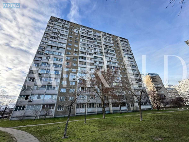 Продаж 3 кімнатної квартири (75/41/8), 6 пов. 16 пов. будинку, <a class="location-link" href="/kiev/" title="Недвижимость Київ">Київ</a>, <a class="location-link" href="/kiev/desnyanskij/" title="Недвижимость Деснянський район">Деснянський р-н</a>, Владимира Маяковского просп., 23 (изображение 2)