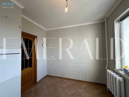 Продаж 3 кімнатної квартири (75/41/8), 6 пов. 16 пов. будинку, <a class="location-link" href="/kiev/" title="Недвижимость Київ">Київ</a>, <a class="location-link" href="/kiev/desnyanskij/" title="Недвижимость Деснянський район">Деснянський р-н</a>, Владимира Маяковского просп., 23 (изображение 11)
