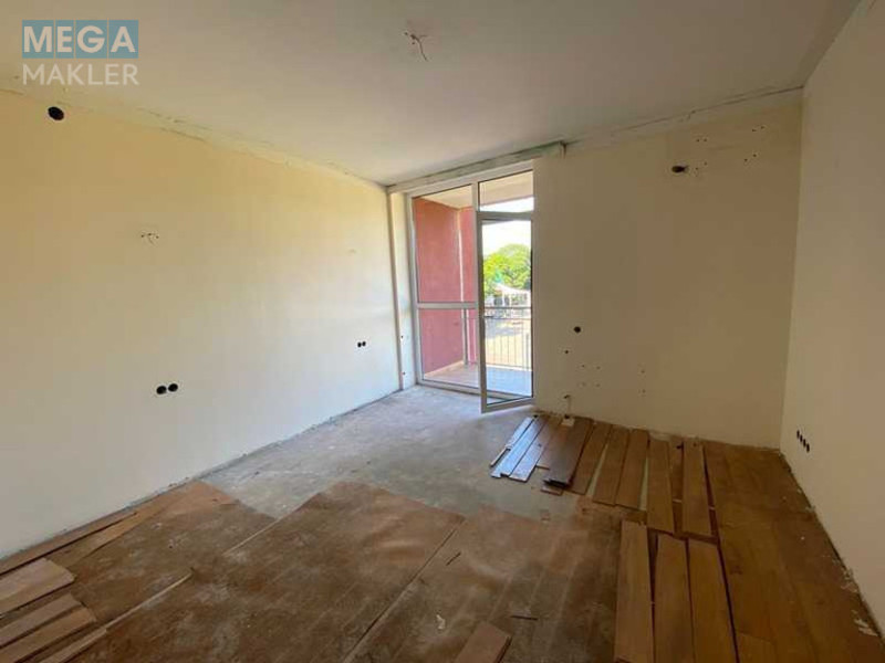 Продаж 2 кімнатної квартири (64,3/?/10,4), 3 пов. 6 пов. будинку, <a class="location-link" href="/lviv/" title="Недвижимость Львів">Львів</a>, <a class="location-link" href="/lviv/lychakovskij/" title="Недвижимость Личаківський район">Личаківський р-н</a>, Пасічна, 33 (изображение 2)