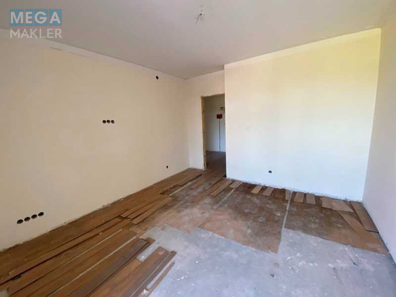 Продаж 2 кімнатної квартири (64,3/?/10,4), 3 пов. 6 пов. будинку, <a class="location-link" href="/lviv/" title="Недвижимость Львів">Львів</a>, <a class="location-link" href="/lviv/lychakovskij/" title="Недвижимость Личаківський район">Личаківський р-н</a>, Пасічна, 33 (изображение 4)