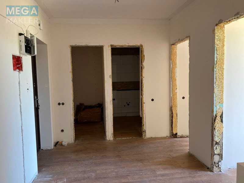 Продаж 2 кімнатної квартири (64,3/?/10,4), 3 пов. 6 пов. будинку, <a class="location-link" href="/lviv/" title="Недвижимость Львів">Львів</a>, <a class="location-link" href="/lviv/lychakovskij/" title="Недвижимость Личаківський район">Личаківський р-н</a>, Пасічна, 33 (изображение 6)