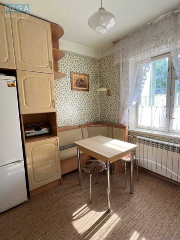 Оренда 1 кімнатної квартири, <a class="location-link" href="/kiev/" title="Недвижимость Київ">Київ</a>, <a class="location-link" href="/kiev/obolonskij/" title="Недвижимость Оболонський район">Оболонський р-н</a>, Оболонский просп., 31 (изображение 2)