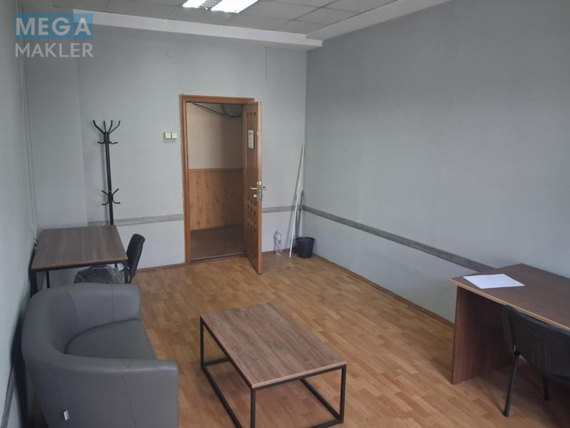 Продаж приміщення у нежитловому будинку, под офис, нормальне сост., <a class="location-link" href="/kiev/" title="Недвижимость Київ">Київ</a>, <a class="location-link" href="/kiev/shevchenkovskij/" title="Недвижимость Шевченківський район">Шевченківський р-н</a>, Саксаганського 133 А ( <img src="https://megamakler.com.ua/metro/ff0000.gif" alt="" class="metro" /> м. Вокзальная, 10 хвилин ) (изображение 15)