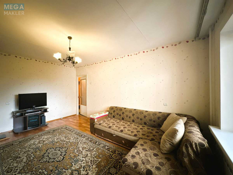 Продаж 3 кімнатної квартири (64/42/8), 8 пов. 10 пов. будинку, <a class="location-link" href="/kiev/" title="Недвижимость Київ">Київ</a>, <a class="location-link" href="/kiev/svyatoshinskij/" title="Недвижимость Святошинський район">Святошинський р-н</a>, Василя Стуса вул., 28 (изображение 4)