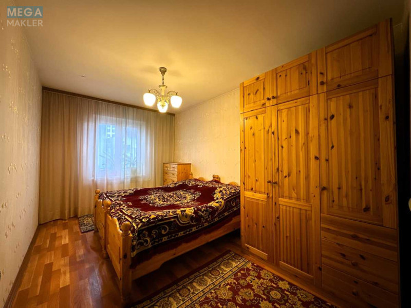 Продаж 3 кімнатної квартири (64/42/8), 8 пов. 10 пов. будинку, <a class="location-link" href="/kiev/" title="Недвижимость Київ">Київ</a>, <a class="location-link" href="/kiev/svyatoshinskij/" title="Недвижимость Святошинський район">Святошинський р-н</a>, Василя Стуса вул., 28 (изображение 7)