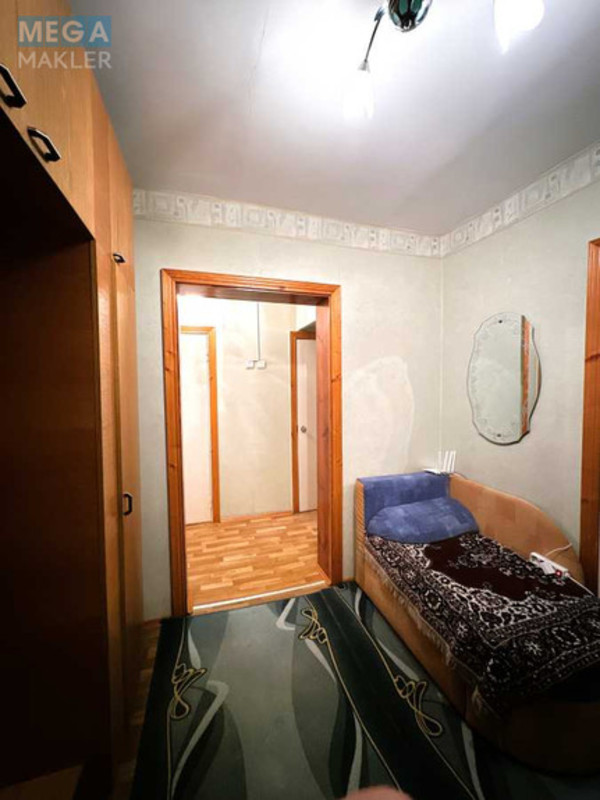 Продаж 3 кімнатної квартири (64/42/8), 8 пов. 10 пов. будинку, <a class="location-link" href="/kiev/" title="Недвижимость Київ">Київ</a>, <a class="location-link" href="/kiev/svyatoshinskij/" title="Недвижимость Святошинський район">Святошинський р-н</a>, Василя Стуса вул., 28 (изображение 16)
