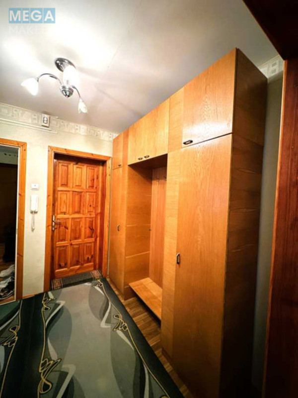 Продаж 3 кімнатної квартири (64/42/8), 8 пов. 10 пов. будинку, <a class="location-link" href="/kiev/" title="Недвижимость Київ">Київ</a>, <a class="location-link" href="/kiev/svyatoshinskij/" title="Недвижимость Святошинський район">Святошинський р-н</a>, Василя Стуса вул., 28 (изображение 17)