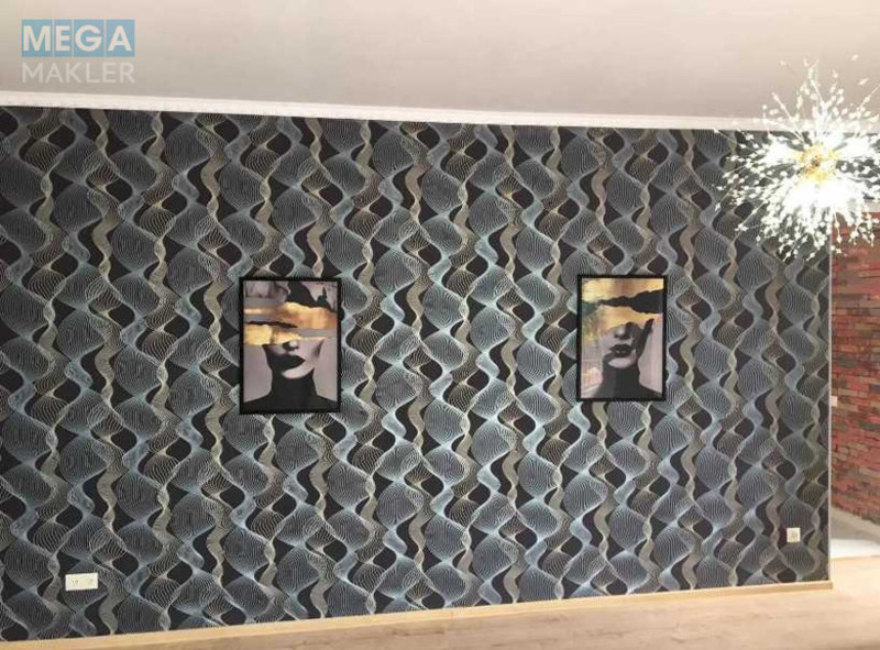Продаж дома, 2 поверху, 214 кв.м, 5 кімнат, ділянка 8 соток, <a class="location-link" href="/borispol/" title="Недвижимость Бориспіль">Бориспіль</a>, Схiдна, 19 (изображение 2)