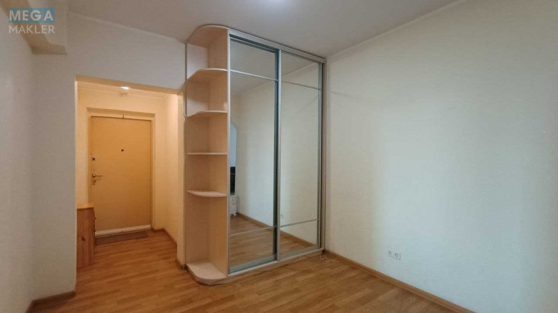 Продаж 3 кімнатної квартири (101/56/13), 13 пов. 25 пов. будинку, <a class="location-link" href="/kiev/" title="Недвижимость Київ">Київ</a>, <a class="location-link" href="/kiev/darnickij/" title="Недвижимость Дарницький район">Дарницький р-н</a>, Здолбуновская ул., 3г (изображение 4)
