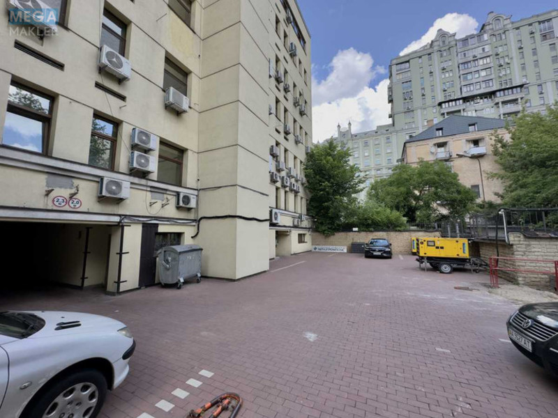 Оренда комерційної нерухомості, 385 кв.м, под офис, <a class="location-link" href="/kiev/" title="Недвижимость Київ">Київ</a>, <a class="location-link" href="/kiev/shevchenkovskij/" title="Недвижимость Шевченківський район">Шевченківський р-н</a>, Олеся Гончара ул., 41 (изображение 10)