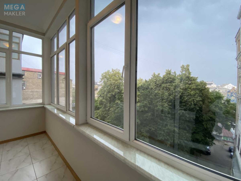 Оренда 4 кімнатні квартири, <a class="location-link" href="/kiev/" title="Недвижимость Київ">Київ</a>, <a class="location-link" href="/kiev/shevchenkovskij/" title="Недвижимость Шевченківський район">Шевченківський р-н</a>, Ярославов Вал ул., 14-Г (изображение 5)