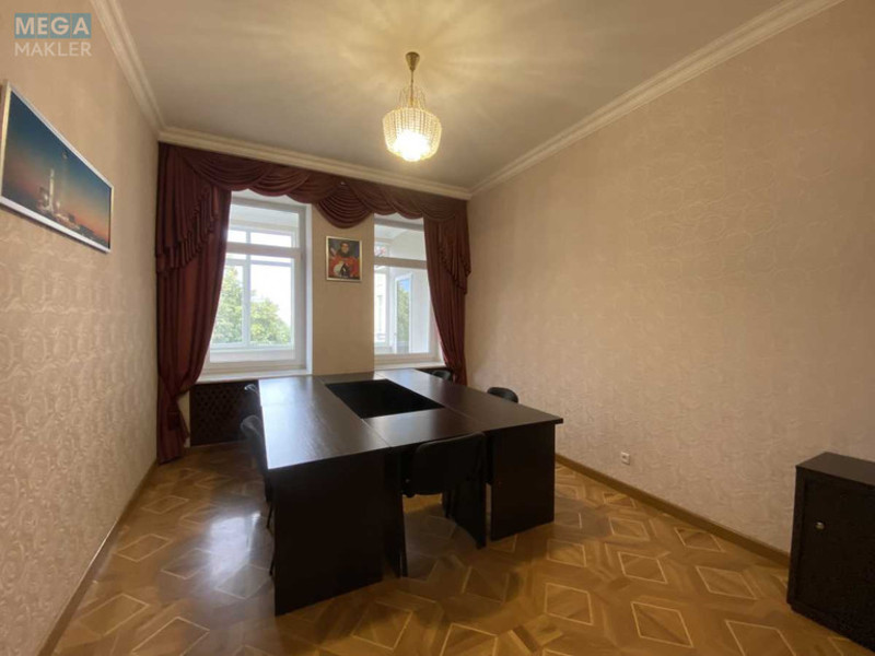Оренда 4 кімнатні квартири, <a class="location-link" href="/kiev/" title="Недвижимость Київ">Київ</a>, <a class="location-link" href="/kiev/shevchenkovskij/" title="Недвижимость Шевченківський район">Шевченківський р-н</a>, Ярославов Вал ул., 14-Г (изображение 17)