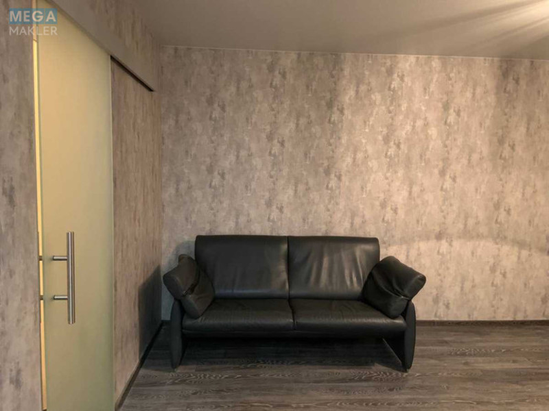 Продаж 2 кімнатної квартири (45/?/?), 5 пов. 5 пов. будинку, <a class="location-link" href="/kiev/" title="Недвижимость Київ">Київ</a>, <a class="location-link" href="/kiev/pecherskij/" title="Недвижимость Печерський район">Печерський р-н</a>, Леси Украинки бульв., 16 (изображение 7)