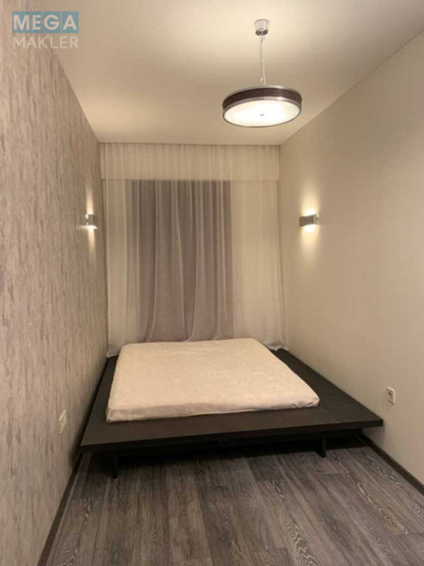 Продаж 2 кімнатної квартири (45/?/?), 5 пов. 5 пов. будинку, <a class="location-link" href="/kiev/" title="Недвижимость Київ">Київ</a>, <a class="location-link" href="/kiev/pecherskij/" title="Недвижимость Печерський район">Печерський р-н</a>, Леси Украинки бульв., 16 (изображение 9)