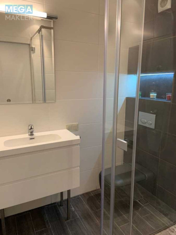 Продаж 2 кімнатної квартири (45/?/?), 5 пов. 5 пов. будинку, <a class="location-link" href="/kiev/" title="Недвижимость Київ">Київ</a>, <a class="location-link" href="/kiev/pecherskij/" title="Недвижимость Печерський район">Печерський р-н</a>, Леси Украинки бульв., 16 (изображение 12)