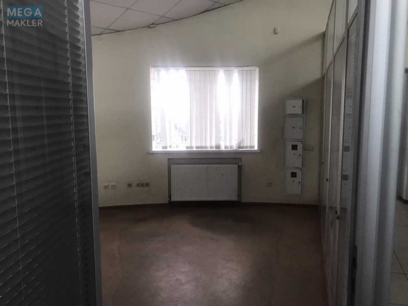 Оренда комерційної нерухомості, 277,60 кв.м, под офис, <a class="location-link" href="/rovno/" title="Недвижимость Рівне">Рівне</a>, Петра Полтави, 1а (изображение 9)