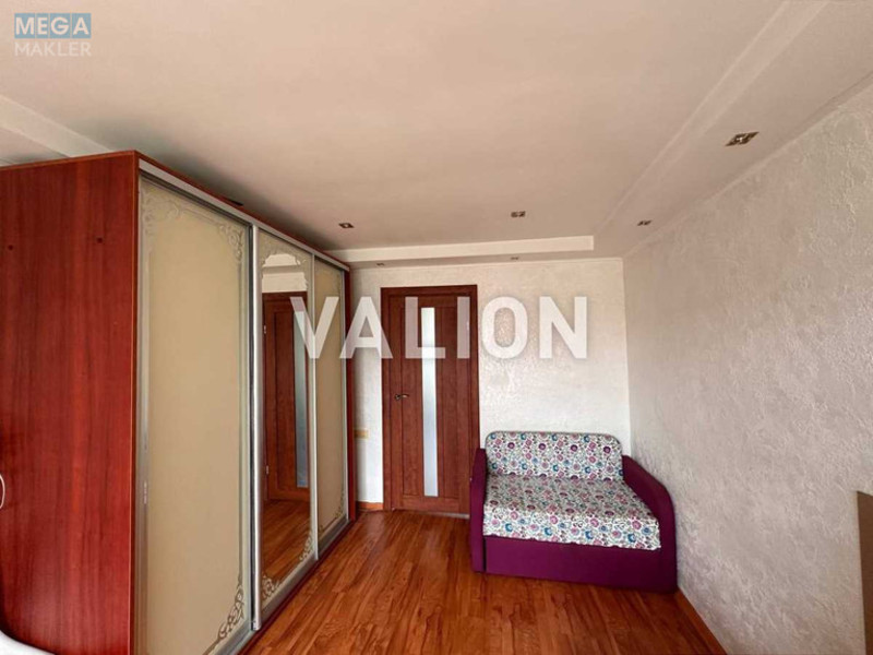 Продаж 2 кімнатної квартири (46,4/30/6,1), 5 пов. 5 пов. будинку, <a class="location-link" href="/kiev/" title="Недвижимость Київ">Київ</a>, <a class="location-link" href="/kiev/shevchenkovskij/" title="Недвижимость Шевченківський район">Шевченківський р-н</a>, Данила Щербаківського вул., 49 (изображение 5)