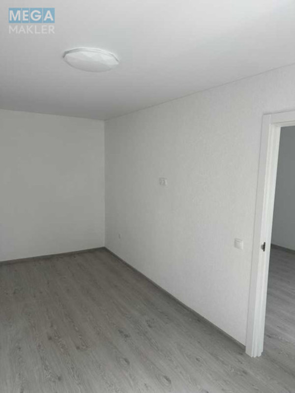 Продаж 3 кімнатної квартири (57,1/40,5/6,1), 1 пов. 1 пов. будинку, <a class="location-link" href="/kiev/" title="Недвижимость Київ">Київ</a>, <a class="location-link" href="/kiev/svyatoshinskij/" title="Недвижимость Святошинський район">Святошинський р-н</a>, Академіка Туполєва вул., 17 (изображение 8)