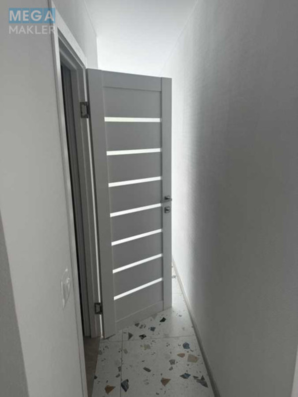 Продаж 3 кімнатної квартири (57,1/40,5/6,1), 1 пов. 1 пов. будинку, <a class="location-link" href="/kiev/" title="Недвижимость Київ">Київ</a>, <a class="location-link" href="/kiev/svyatoshinskij/" title="Недвижимость Святошинський район">Святошинський р-н</a>, Академіка Туполєва вул., 17 (изображение 17)