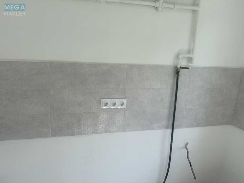 Продаж 3 кімнатної квартири (57,1/40,5/6,1), 1 пов. 1 пов. будинку, <a class="location-link" href="/kiev/" title="Недвижимость Київ">Київ</a>, <a class="location-link" href="/kiev/svyatoshinskij/" title="Недвижимость Святошинський район">Святошинський р-н</a>, Академіка Туполєва вул., 17 (изображение 19)