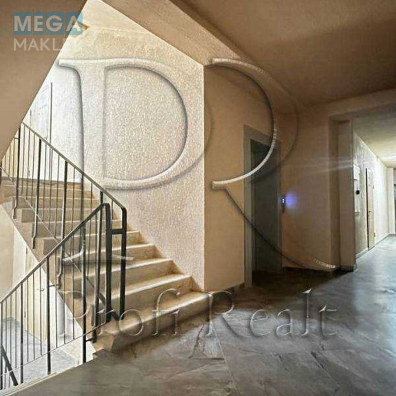 Продаж 3 кімнатної квартири (78/45/15), 9 пов. 10 пов. будинку, <a class="location-link" href="/sofievskaya-borshagovka/" title="Недвижимость Софіївська Борщагівка">Софіївська Борщагівка</a>, Героїв Небесної Сотні проспект, 14/1 (изображение 3)