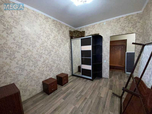 Продаж 1 кімнатної квартири (56/11/21), 3 пов. 4 пов. будинку, <a class="location-link" href="/shpola/" title="Недвижимость Шпола">Шпола</a>, Слободская, 108а (изображение 4)