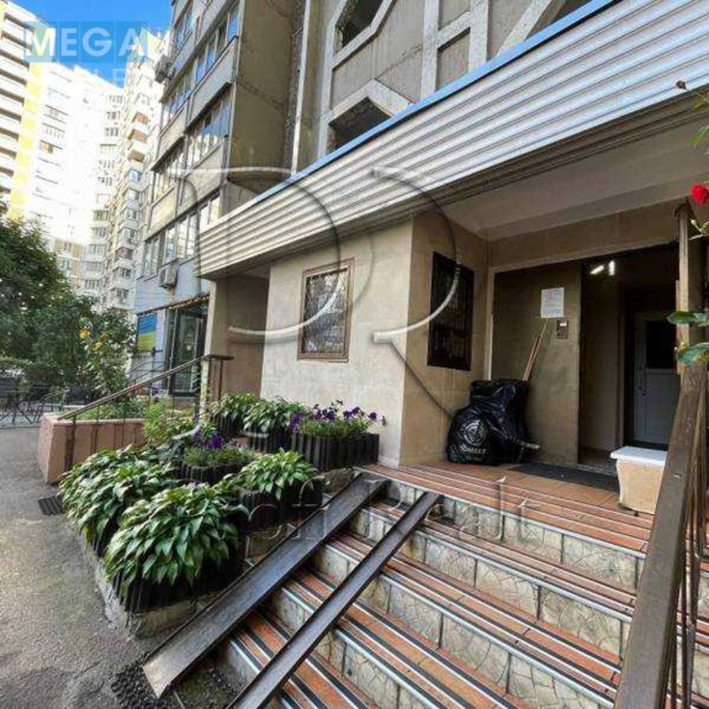 Продаж 3 кімнатної квартири (104/54/12), 12 пов. 16 пов. будинку, <a class="location-link" href="/kiev/" title="Недвижимость Київ">Київ</a>, <a class="location-link" href="/kiev/darnickij/" title="Недвижимость Дарницький район">Дарницький р-н</a>, Григоренка Петра проспект, 36А (изображение 17)