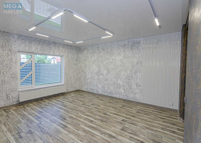 Продаж дома, 1 поверх, 75 кв.м, 3 кімнати, ділянка 1 сотка, <a class="location-link" href="/poltava/" title="Недвижимость Полтава">Полтава</a>, <a class="location-link" href="/poltava/oktyabrskij/" title="Недвижимость Жовтневий район">Жовтневий р-н</a>, Центральна, 1 (изображение 2)