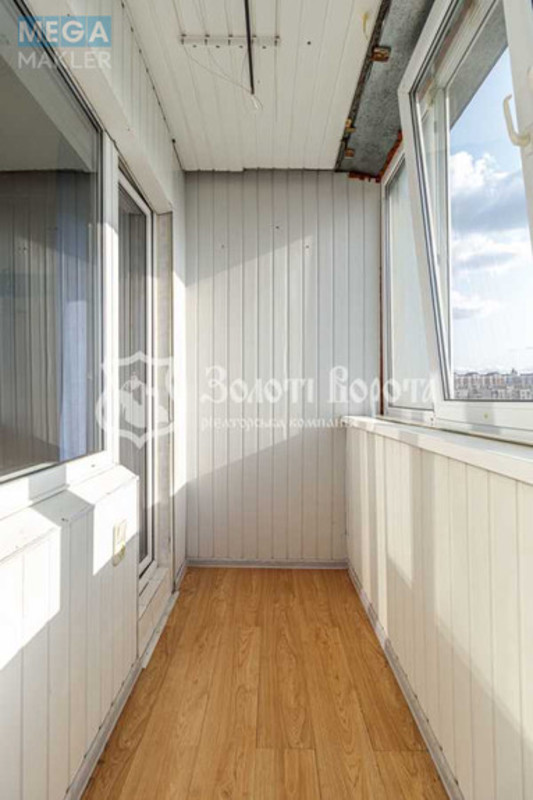 Продаж 3 кімнатної квартири (70/41/7), 9 пов. 9 пов. будинку, <a class="location-link" href="/kiev/" title="Недвижимость Київ">Київ</a>, <a class="location-link" href="/kiev/obolonskij/" title="Недвижимость Оболонський район">Оболонський р-н</a>, Оболонський просп., 34 (изображение 3)