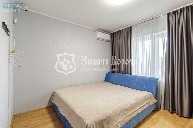 Продаж 3 кімнатної квартири (70/41/7), 9 пов. 9 пов. будинку, <a class="location-link" href="/kiev/" title="Недвижимость Київ">Київ</a>, <a class="location-link" href="/kiev/obolonskij/" title="Недвижимость Оболонський район">Оболонський р-н</a>, Оболонський просп., 34 (изображение 4)