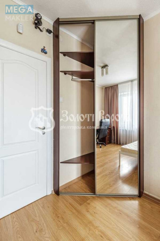 Продаж 3 кімнатної квартири (70/41/7), 9 пов. 9 пов. будинку, <a class="location-link" href="/kiev/" title="Недвижимость Київ">Київ</a>, <a class="location-link" href="/kiev/obolonskij/" title="Недвижимость Оболонський район">Оболонський р-н</a>, Оболонський просп., 34 (изображение 10)