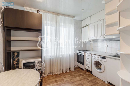Продаж 3 кімнатної квартири (70/41/7), 9 пов. 9 пов. будинку, <a class="location-link" href="/kiev/" title="Недвижимость Київ">Київ</a>, <a class="location-link" href="/kiev/obolonskij/" title="Недвижимость Оболонський район">Оболонський р-н</a>, Оболонський просп., 34 (изображение 11)