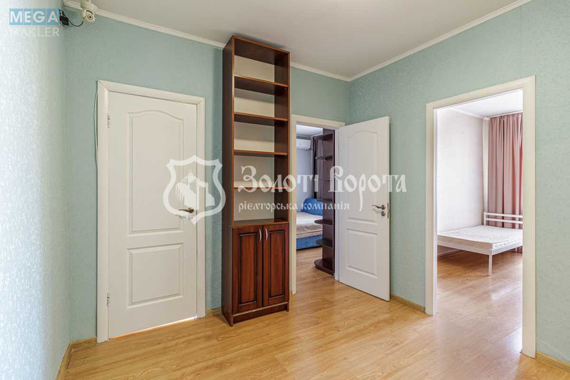 Продаж 3 кімнатної квартири (70/41/7), 9 пов. 9 пов. будинку, <a class="location-link" href="/kiev/" title="Недвижимость Київ">Київ</a>, <a class="location-link" href="/kiev/obolonskij/" title="Недвижимость Оболонський район">Оболонський р-н</a>, Оболонський просп., 34 (изображение 19)
