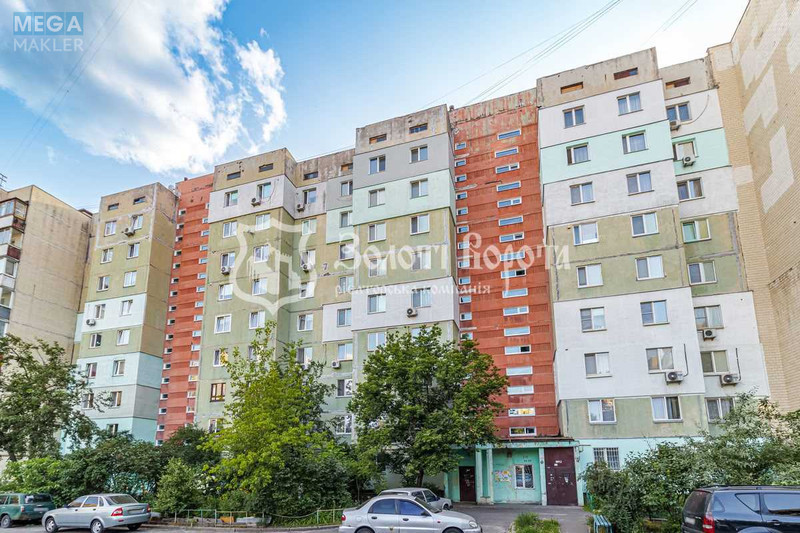 Продаж 3 кімнатної квартири (70/41/7), 9 пов. 9 пов. будинку, <a class="location-link" href="/kiev/" title="Недвижимость Київ">Київ</a>, <a class="location-link" href="/kiev/obolonskij/" title="Недвижимость Оболонський район">Оболонський р-н</a>, Оболонський просп., 34 (изображение 22)