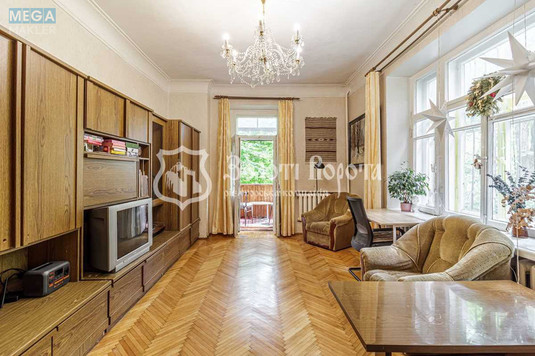 Продаж 2 кімнатної квартири (52,1/32/9,3), 1 пов. 4 пов. будинку, <a class="location-link" href="/kiev/" title="Недвижимость Київ">Київ</a>, <a class="location-link" href="/kiev/shevchenkovskij/" title="Недвижимость Шевченківський район">Шевченківський р-н</a>, Костьольна вул., 6 (изображение 2)
