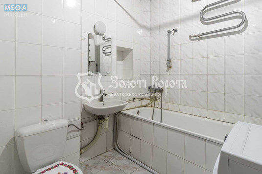 Продаж 2 кімнатної квартири (52,1/32/9,3), 1 пов. 4 пов. будинку, <a class="location-link" href="/kiev/" title="Недвижимость Київ">Київ</a>, <a class="location-link" href="/kiev/shevchenkovskij/" title="Недвижимость Шевченківський район">Шевченківський р-н</a>, Костьольна вул., 6 (изображение 12)
