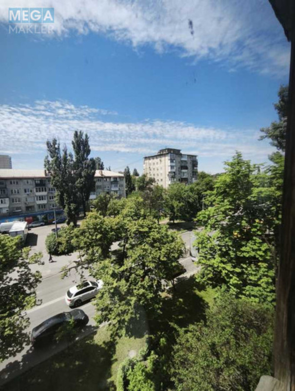 Продаж 2 кімнатної квартири (45/29/7), 5 пов. 5 пов. будинку, <a class="location-link" href="/kiev/" title="Недвижимость Київ">Київ</a>, <a class="location-link" href="/kiev/shevchenkovskij/" title="Недвижимость Шевченківський район">Шевченківський р-н</a>, Данила Щербаківського вул., 68 (изображение 3)